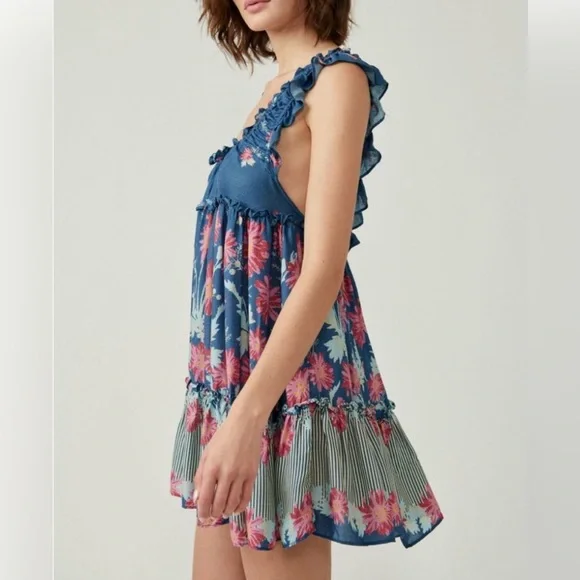 FREE PEOPLE Bali Wild Daisy Slip /
Stellar Combo size Medium - Picture 5 of 14